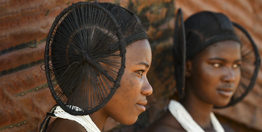 Un viaje tribal por Angola - Joan Riera Un viaje tribal por Angola - Joan Riera